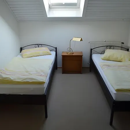 Almer Apartment *